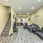 Philly Townhome With Gas Grill About 5 Mi To Dtwn!