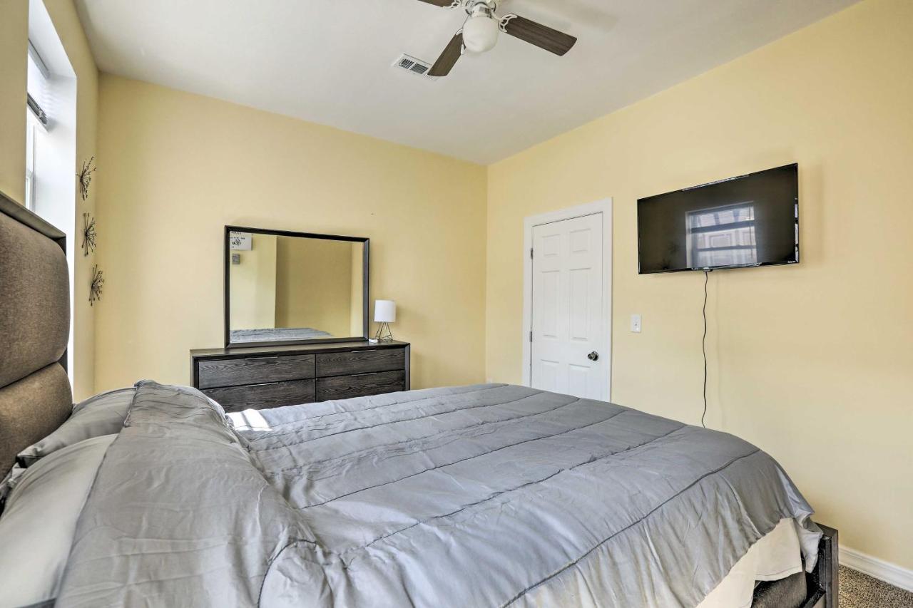Philly Townhome With Gas Grill About 5 Mi To Dtwn! Holiday home