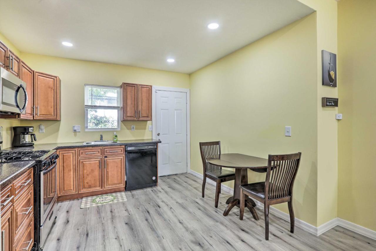 Philly Townhome With Gas Grill About 5 Mi To Dtwn! Holiday home Philadelphia