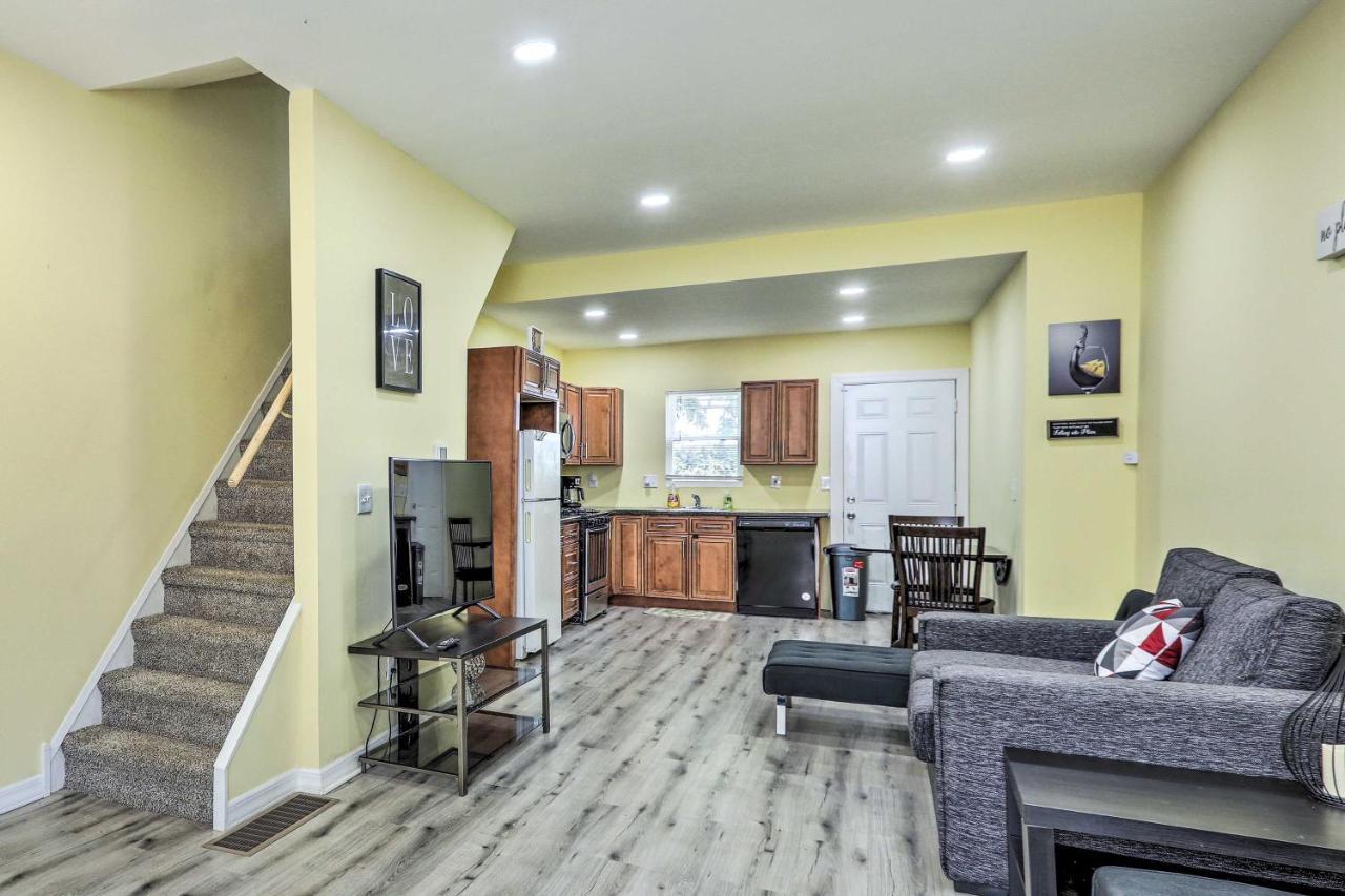 Philly Townhome With Gas Grill About 5 Mi To Dtwn! Holiday home